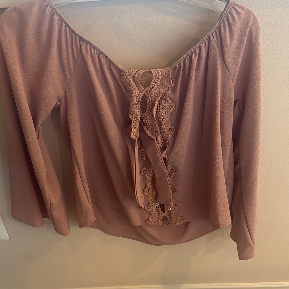 Charlotte Russe Purple Ruched 3/4 Sleeve Blouse - Picture 2 of 4